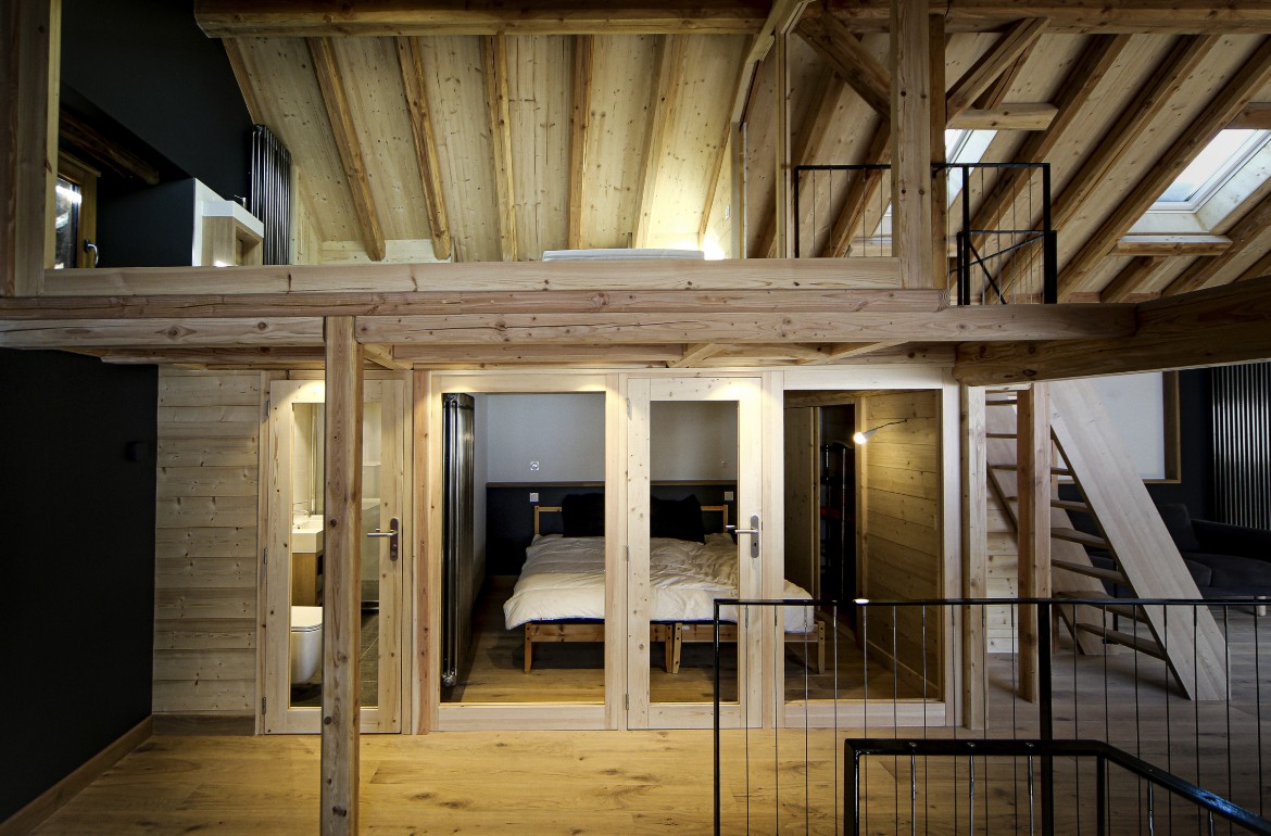 aménagement intérieur chambre du chalet de montagne