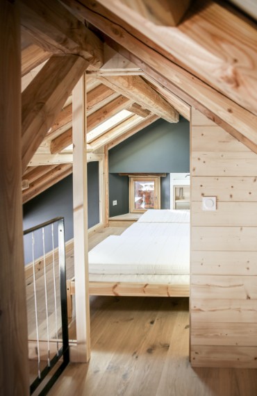 lits étage chalet en bois